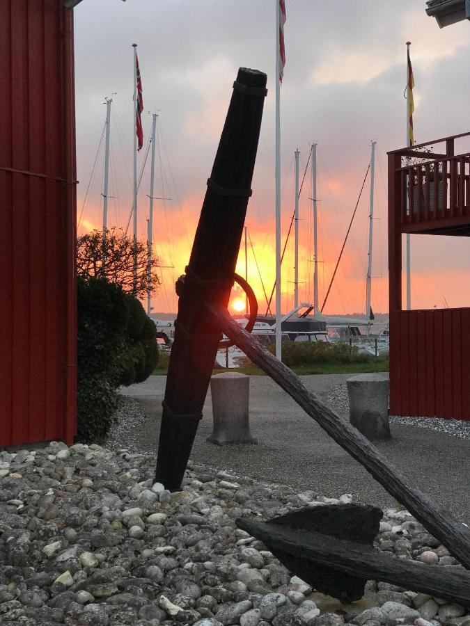 Ibsens Gaard Hotel Ebeltoft Kültér fotó
