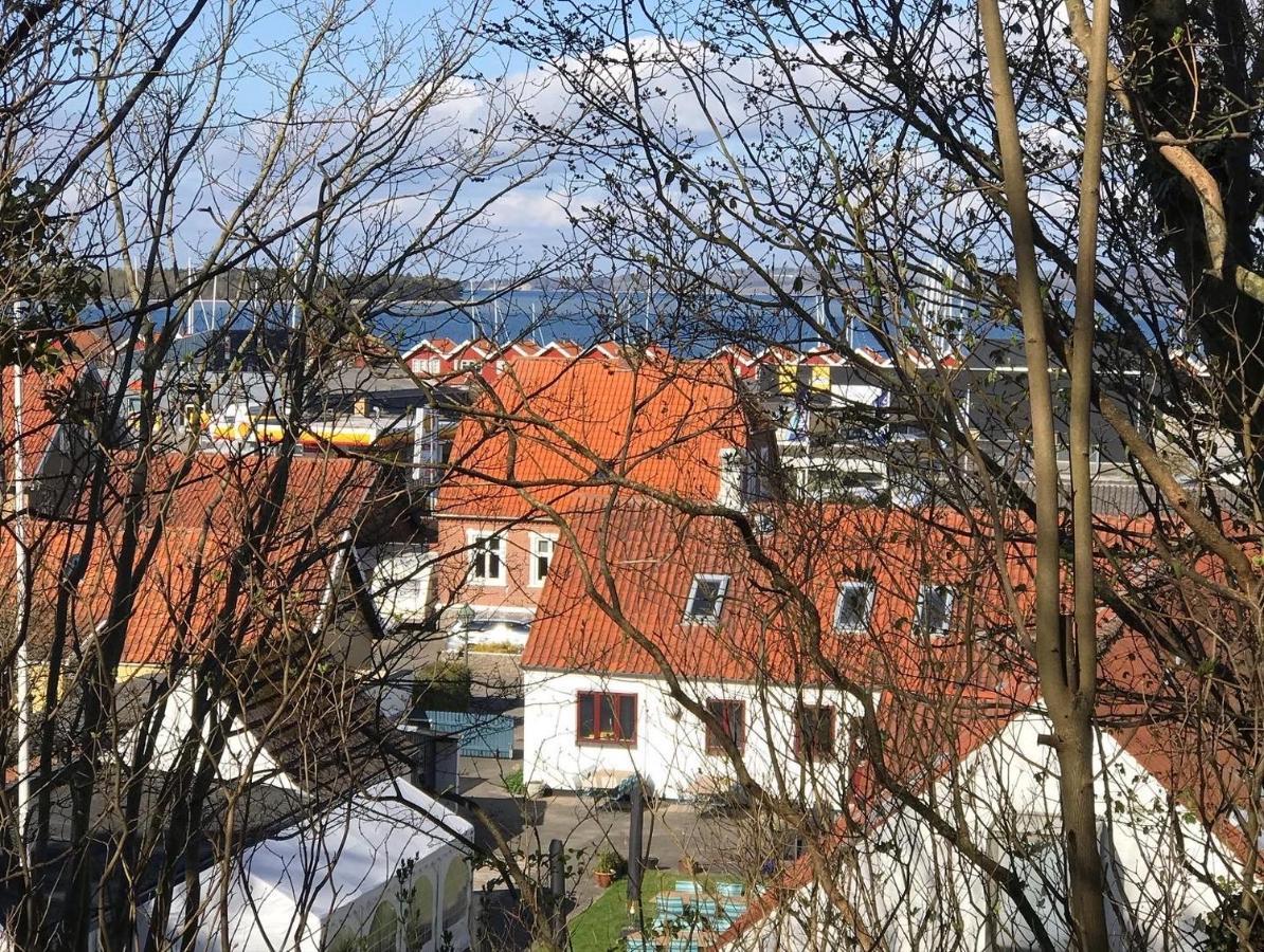 Ibsens Gaard Hotel Ebeltoft Kültér fotó